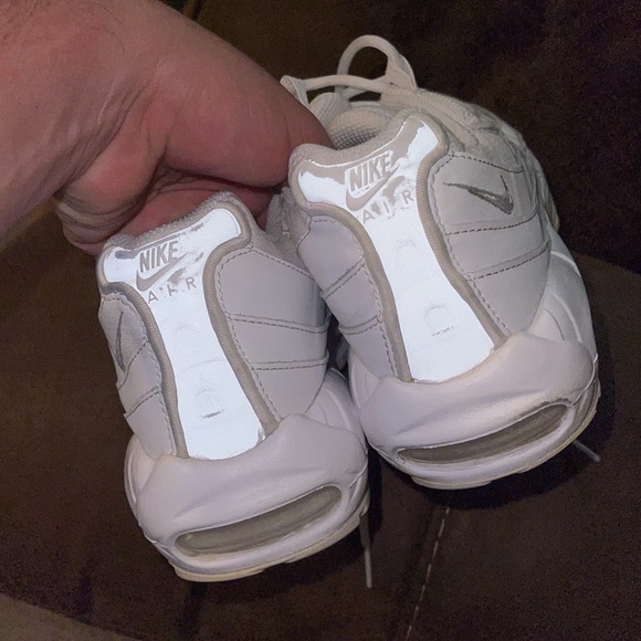 Nike Air Max Shoes - Picture 4 of 4